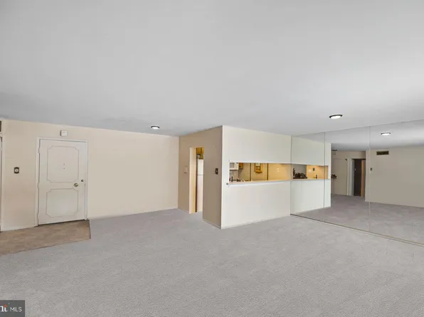 1610 The Fairway #203W, Jenkintown, PA 19046