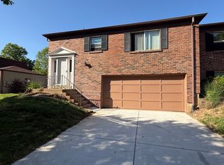 5171 Green Trace Ln #A, Saint Louis, MO 63128