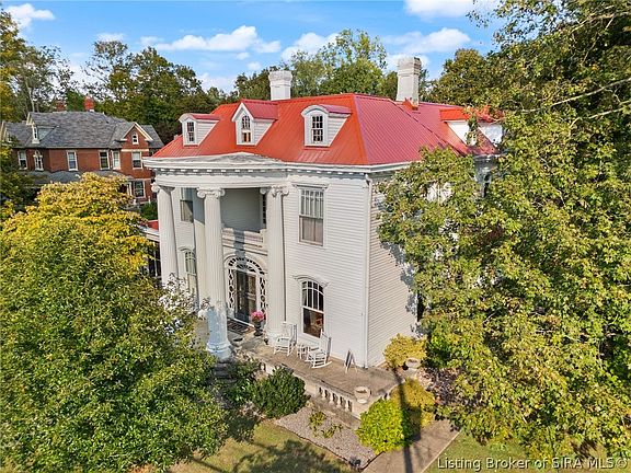 2nd image of 524 N Capitol Avenue