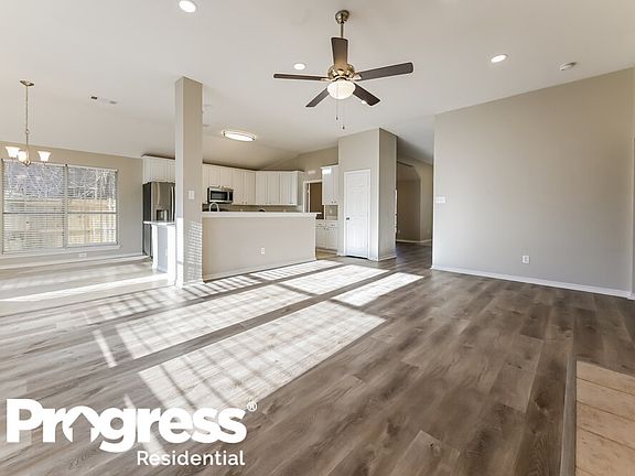 4th image of 6336 Canyon Lake Dr