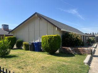 1285 Lambert Way APT 3, Turlock, CA 95380