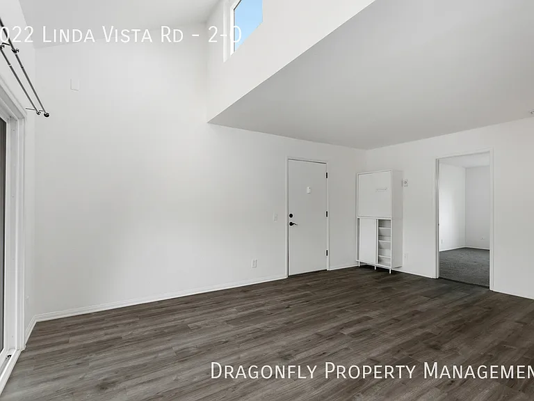 8022 Linda Vista Rd #2O — Photo 6