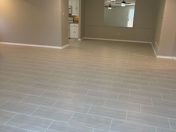 5th image of 10549 Barrywood Dr
