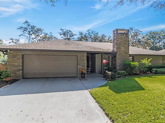 2nd image of 7211 Centerhill Dr