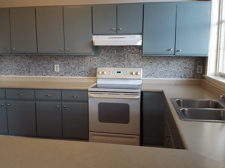 803 Central Ave — Photo 3