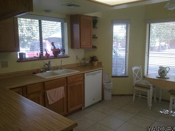 4th image of 8035 S Aspen Dr