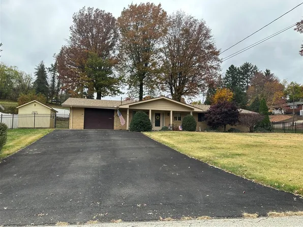40 Willow Dr, Monessen, PA 15062