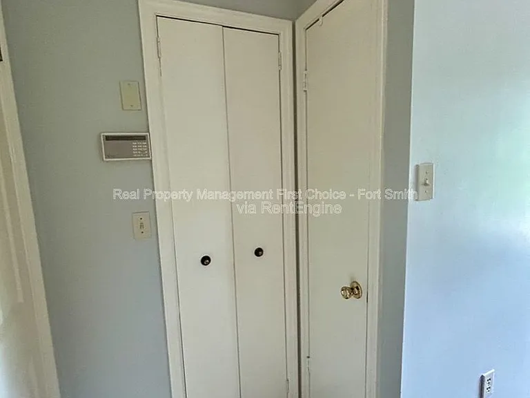 11912 Rye Hill Rd S — Photo 50