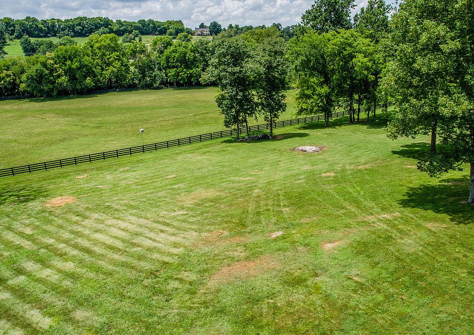 2nd image of 4430 Dyke Bennett Rd