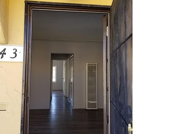 4th image of 5641 Elmer Ave #5643