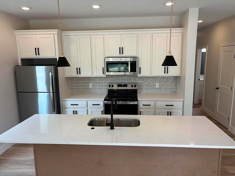 4332 Raven Flats Dr NE — Photo 3