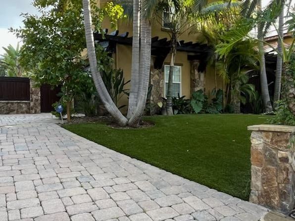 4460 La Serena Dr