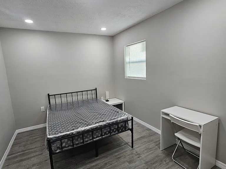 Otis Dr — Photo 3