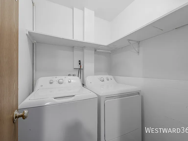915 Spiros Ct #101 — Photo 17