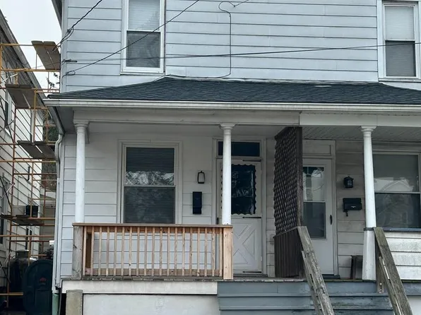 506 Center St, Millersburg, PA 17061