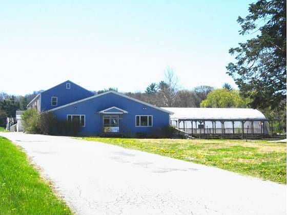 1st image of 1100 Henson Ave