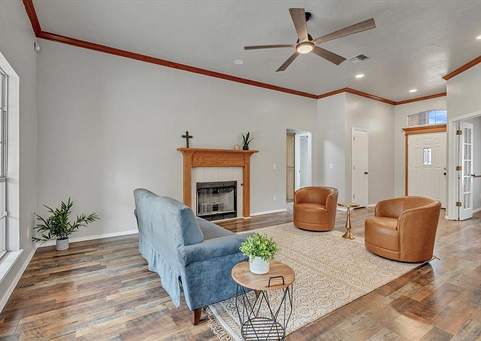 1st image of 427 S Castlerock Circle Ln