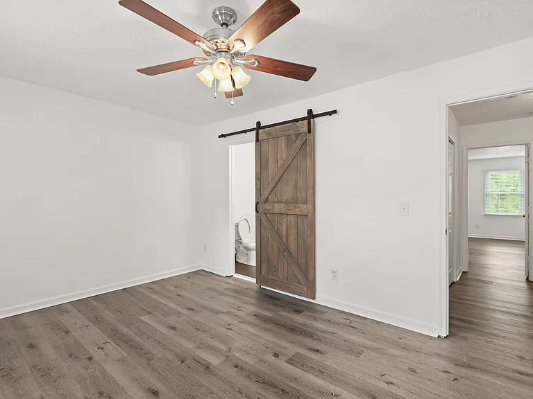 5018 Marigold Way — Photo 15