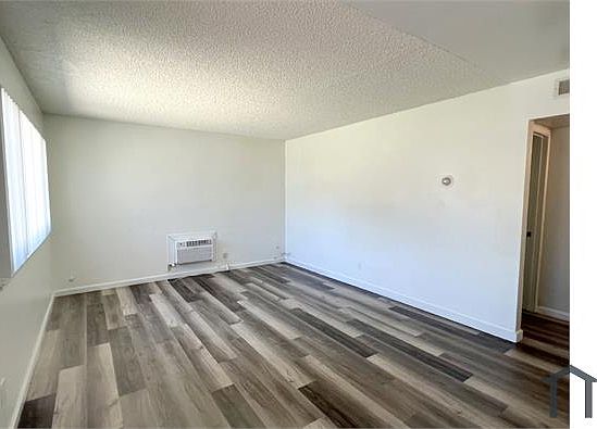 4th image of 2400 Cava Ct #1