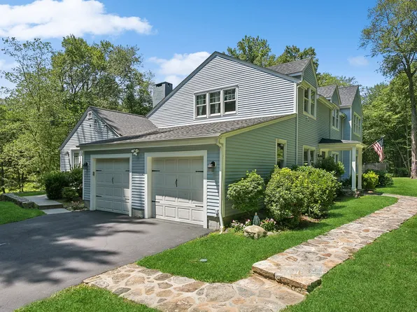 35 Bayberry Lane, Easton, CT 06612