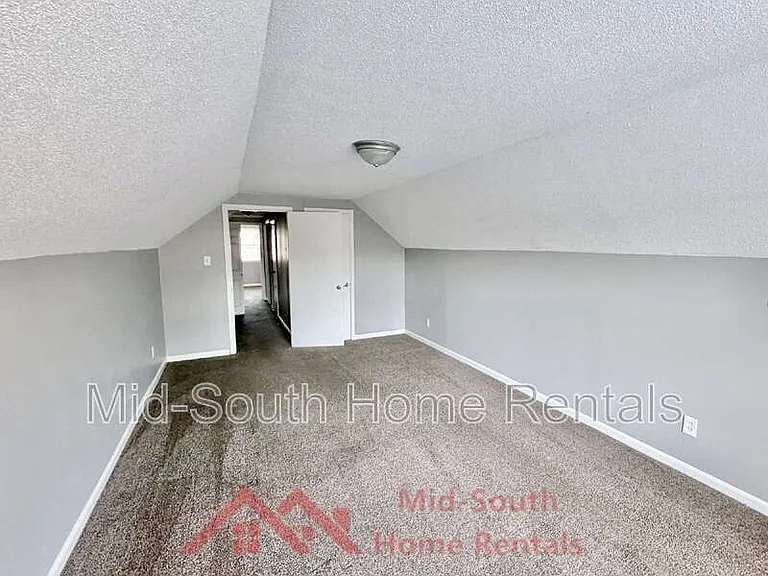 1733 Gowan Dr — Photo 18
