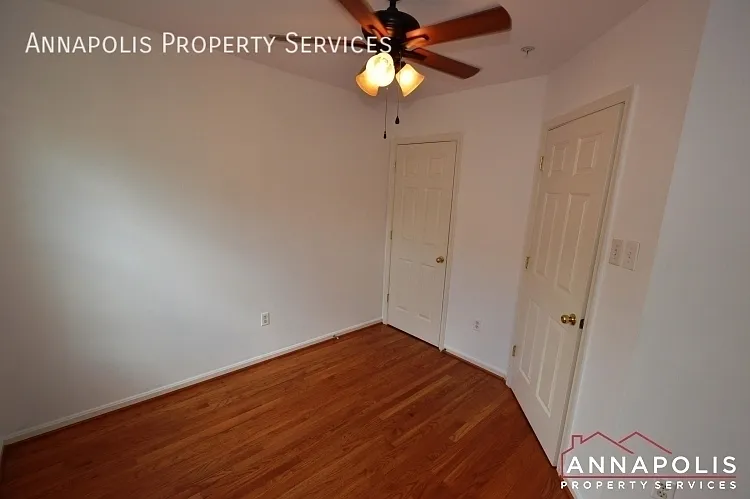 1016 Meandering Way — Photo 17