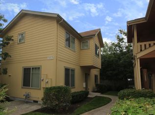 1737 Patterson Aly, Eugene, OR 97401