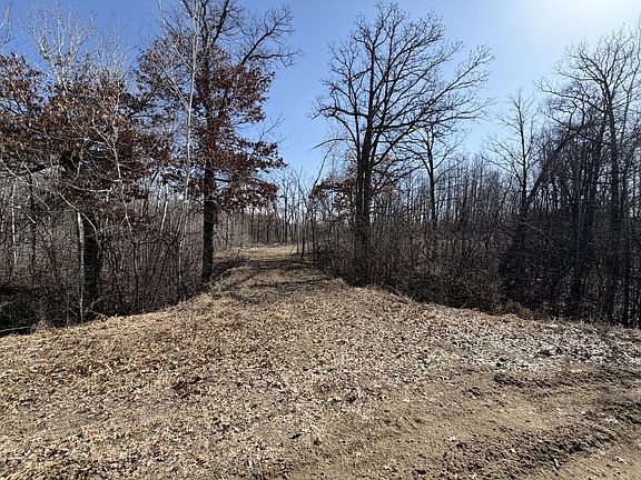 3rd image of 39157 Rocky Ct