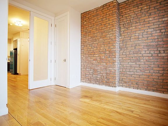 3rd image of 700 Hancock St #2CC