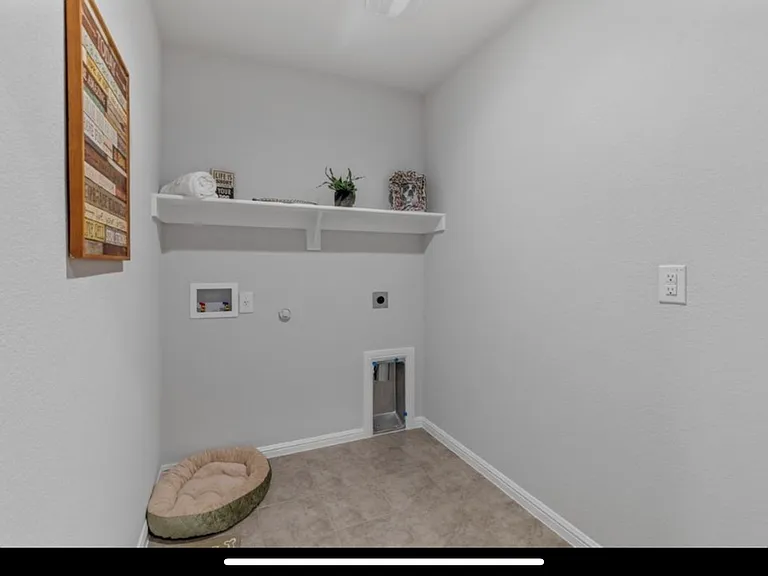 8848 Playmoor Dr — Photo 25
