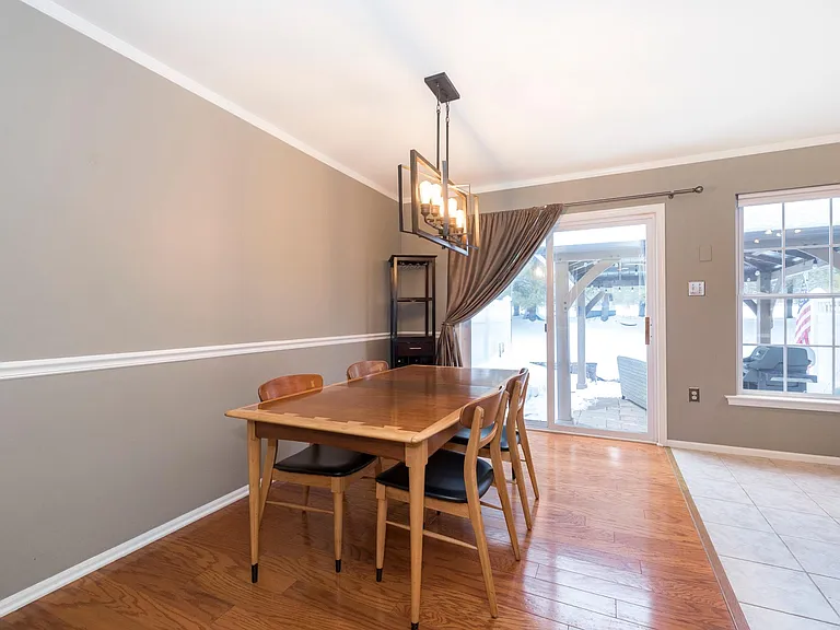 8165 Heritage Dr — Photo 13