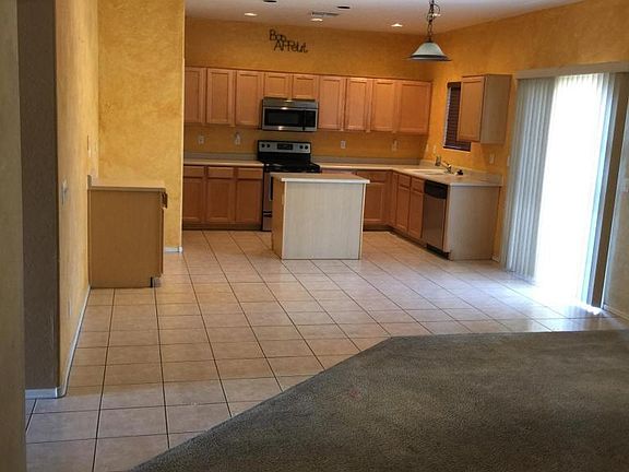 3rd image of 2238 N 92nd Dl