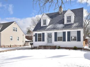 1843 Hampton Rd, Rocky River, OH 44116