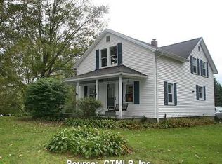 215 Mohegan Rd, Shelton, CT 06484