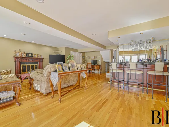 2445 East 65th Street image 9 of 30