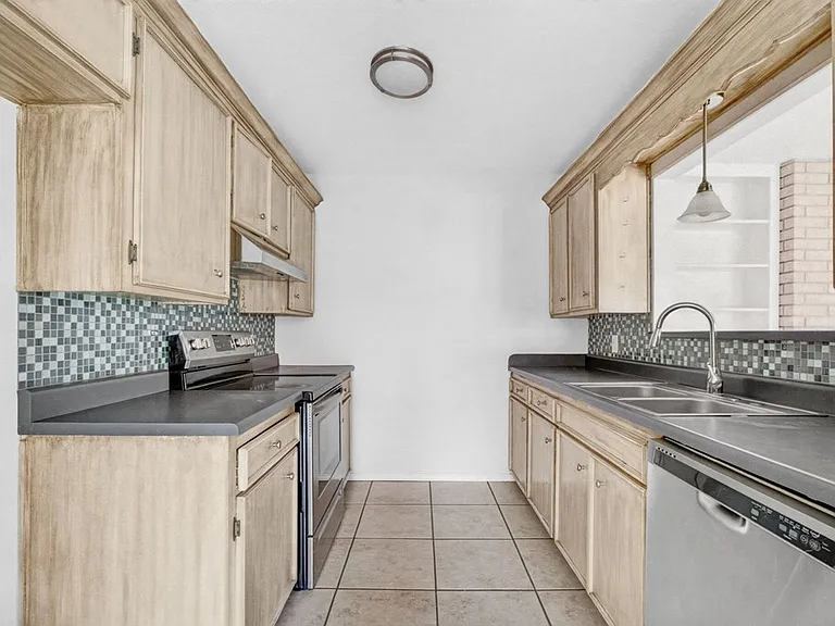 4319 Storey Ave #B — Photo 26