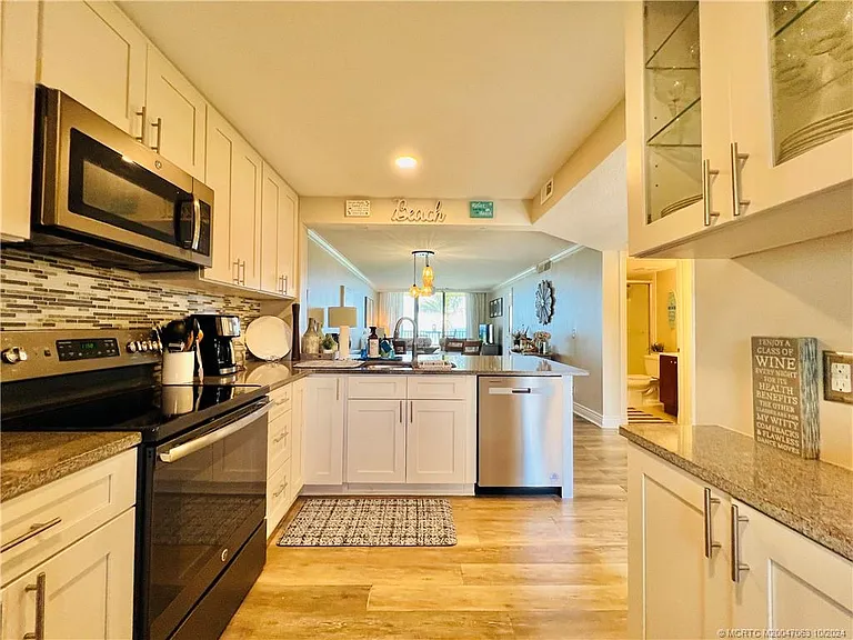 7380 S Ocean Dr #221 — Photo 10