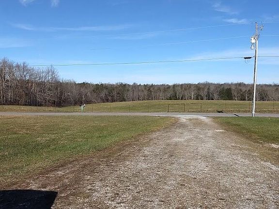 3rd image of 2431 Ryan Rd