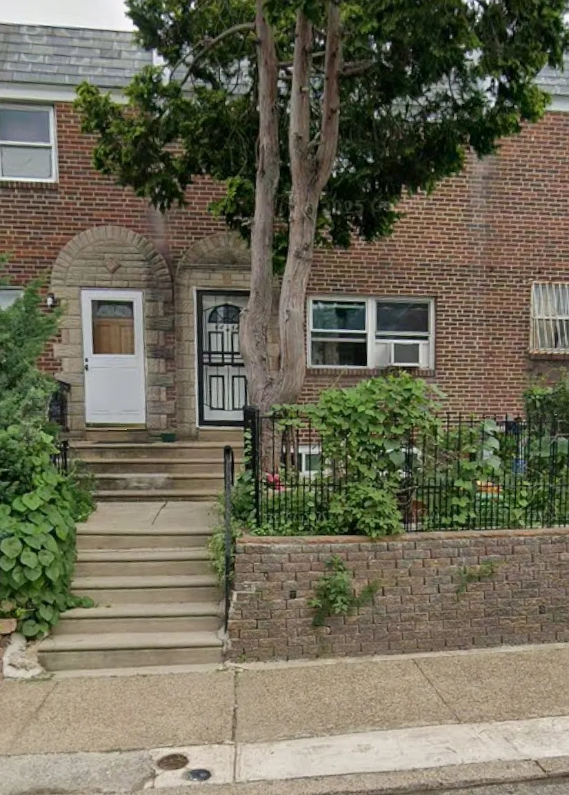 3 bed, 1.5 bath, 1138 sqft, $1,800 — Photo 1