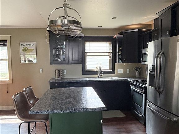 4th image of 50369 Ridgeway St