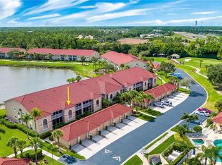 2790 Cypress Trace Cir APT 2222, Naples, FL 34119