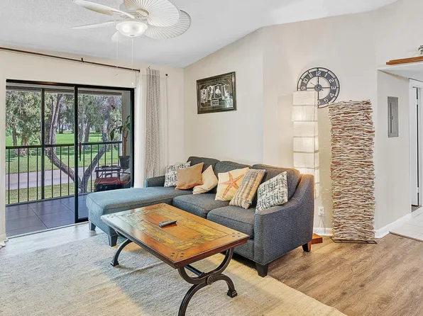 15469 Lakes Of Delray Boulevard #202, Delray Beach, FL 33484