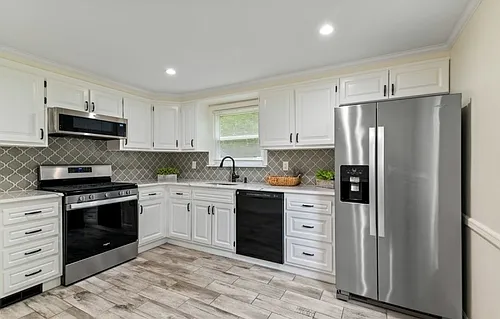 30 Meisel Ave Photo 1