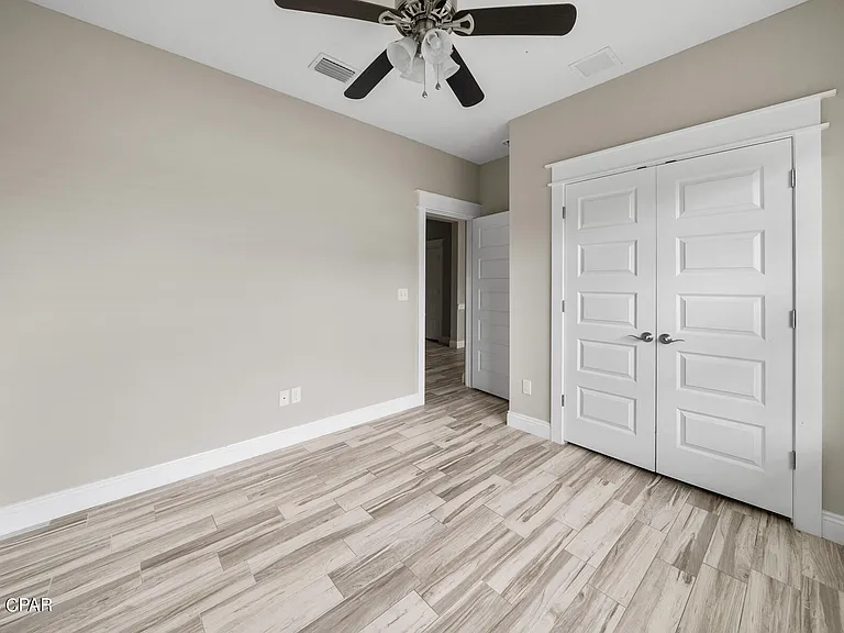 305 Evergreen St — Photo 23