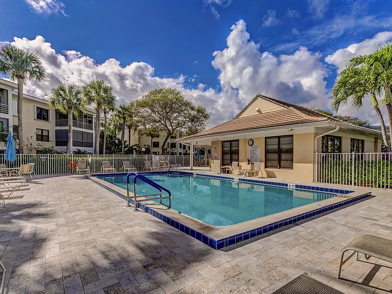 300 N A1a Hwy #403-O — Photo 47