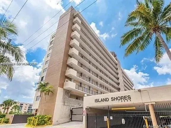Island Shores Condo — Photo 3