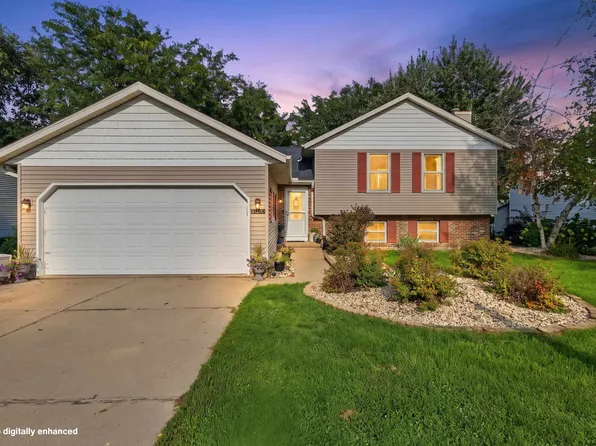 1707 Norse Pkwy, Stoughton, WI 53589