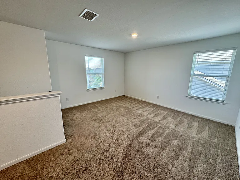 10818 Emerick St — Photo 13