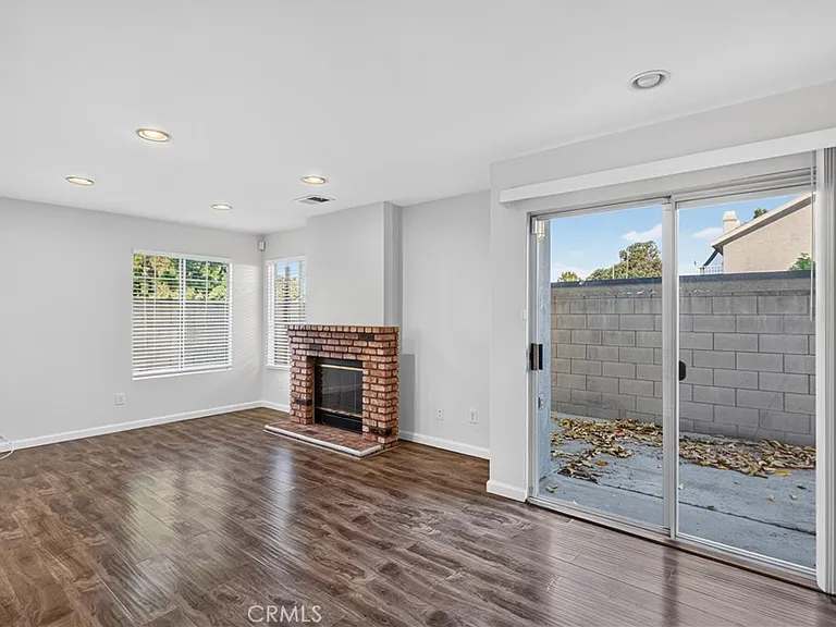 8539 Citigate Dr — Photo 4