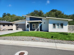 3000 Nellie Way, Fortuna, CA 95540